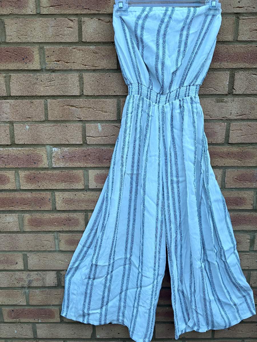 Urban Outfitters B N bandeau culottes playsuit - silence and noise size XS or UK 6-8