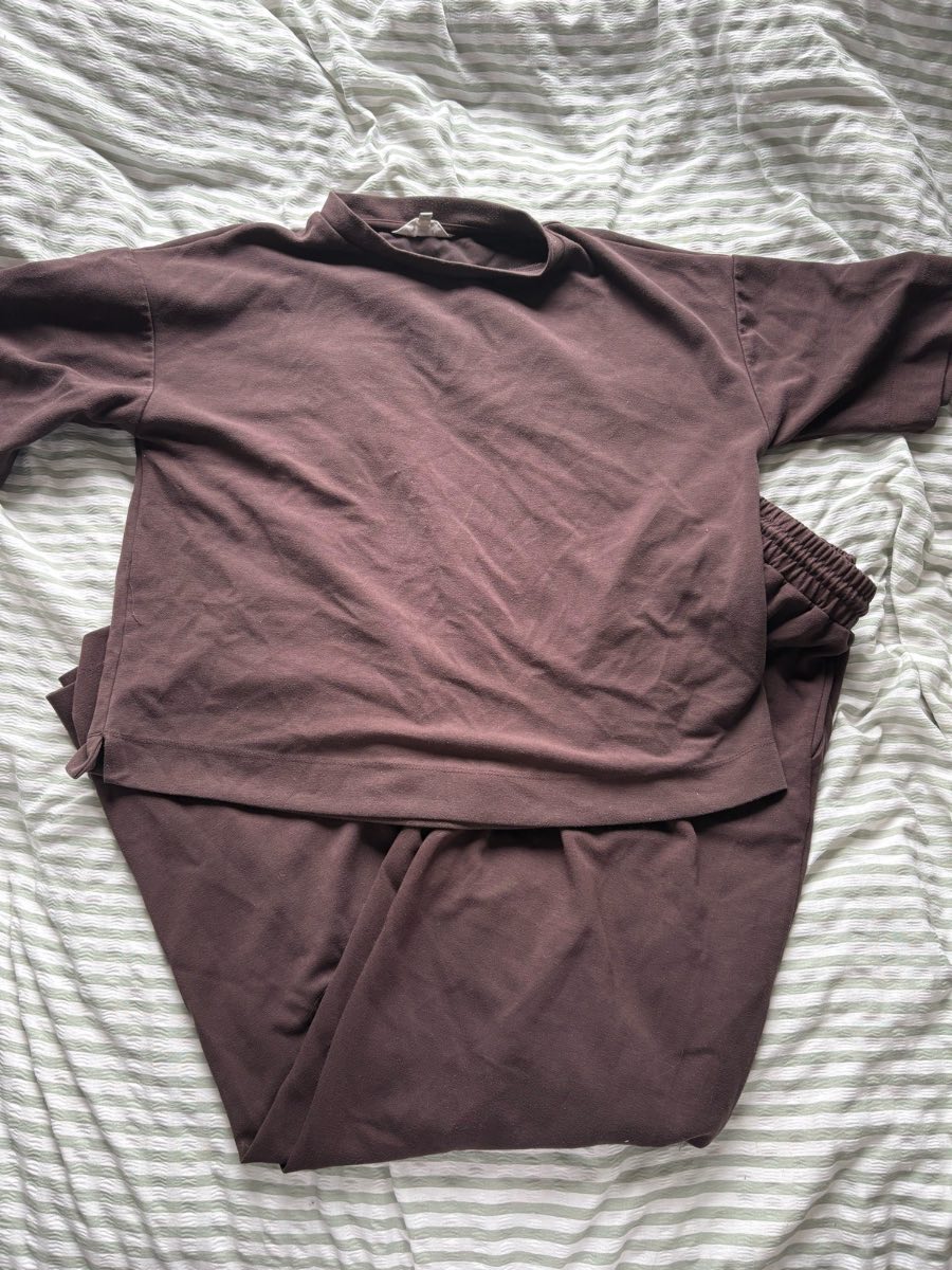 River island chocolate brown co-ord lounge set T-shirt and wide leg joggers size small