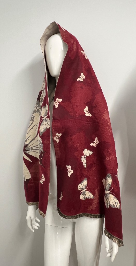Red soft fabric very warm scarf