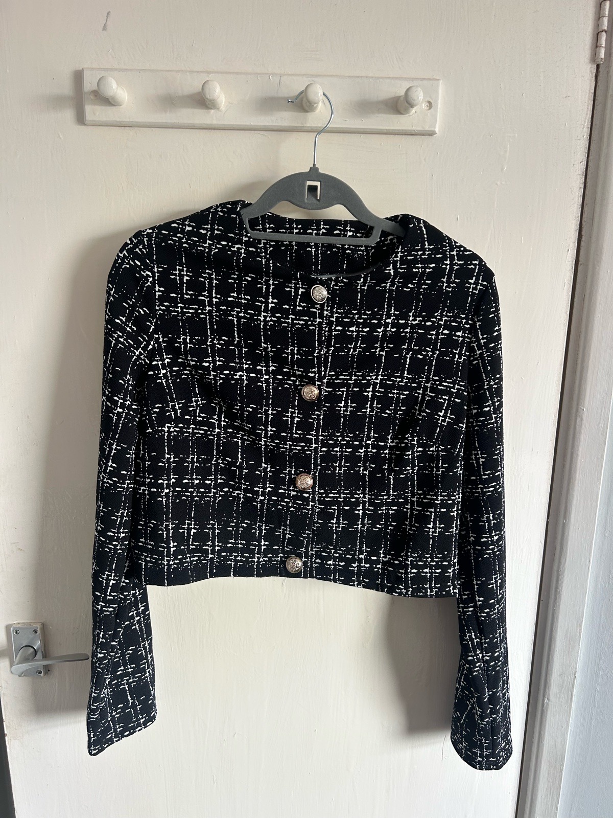 SHEIN Black & White Textured Tweed Crop Jacket Blazer Size M UK 10 Gold Buttons