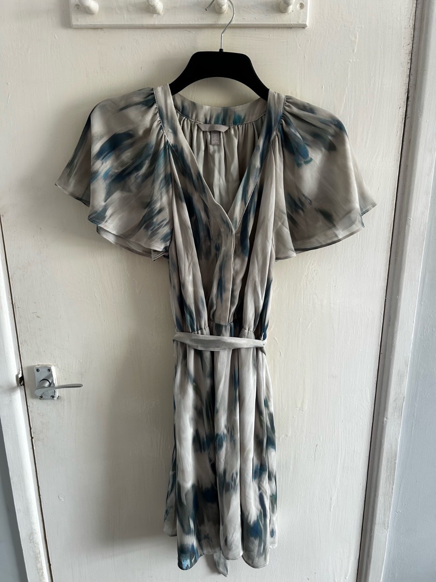 H&M Grey & Teal Abstract Watercolour Flutter Sleeve Belted Mini Dress - Size S