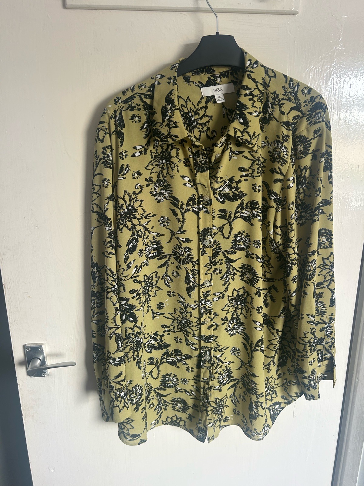 M&S Marks & Spencer Olive Green Floral Print Shirt / Blouse - Size 14 Regular