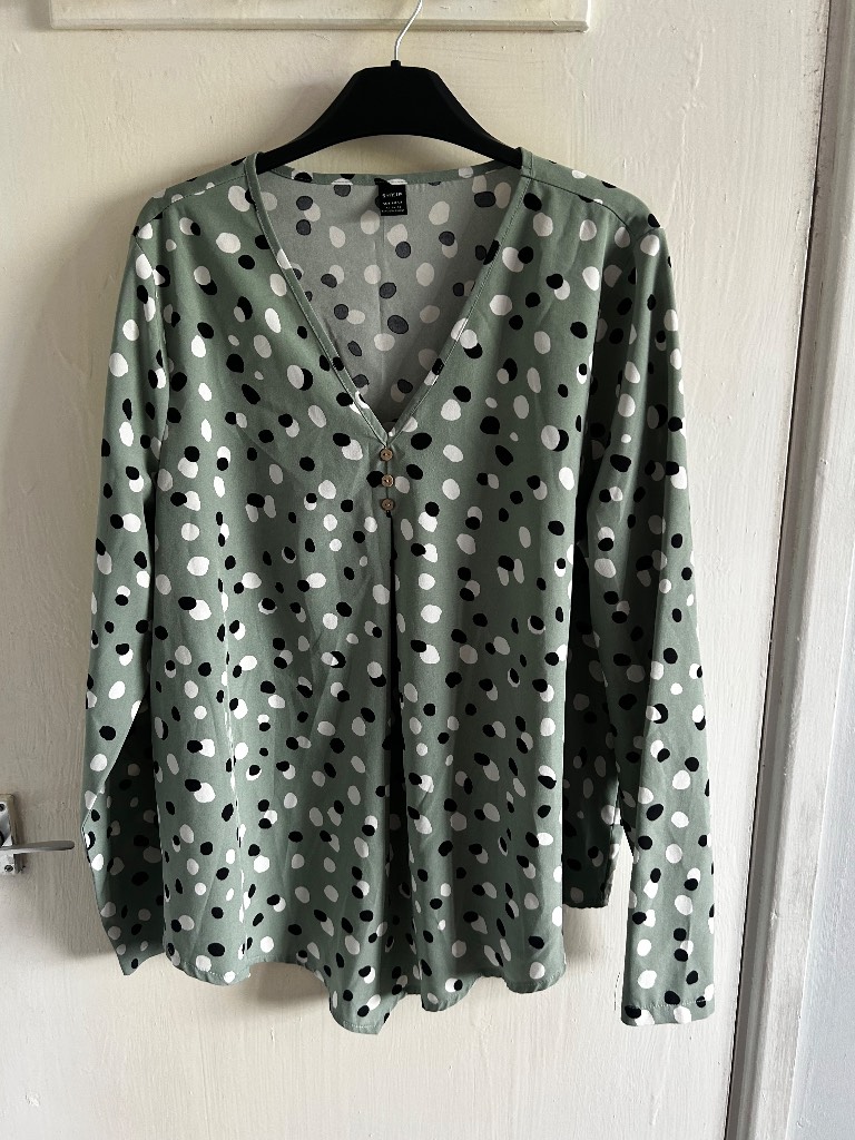 SHEIN Sage Green Polka Dot Blouse XL UK 12/14 V-Neck Long Sleeve Shirt Top Button Detail