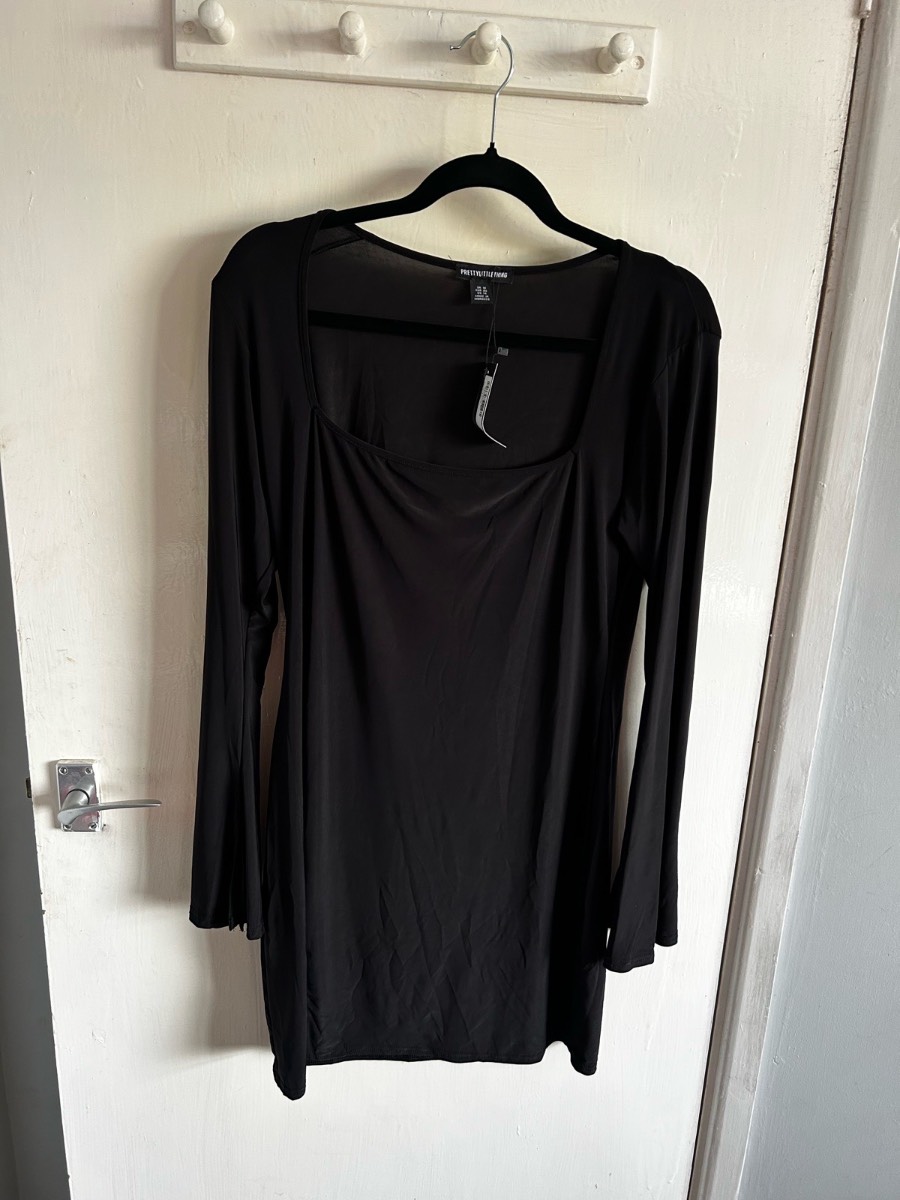 BNWT PrettyLittleThing Black Slinky Square Neck Mini Dress - UK 18