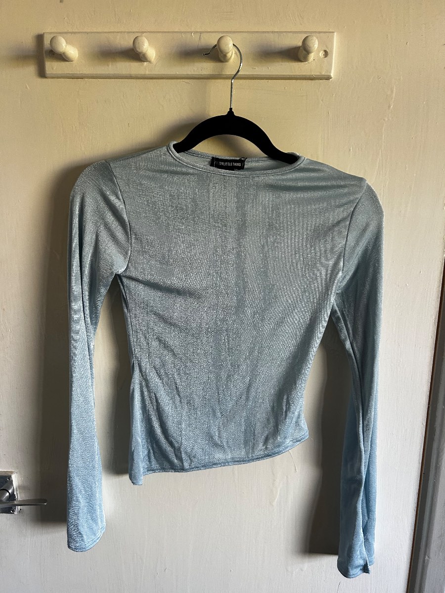 BNWT PrettyLittleThing Light Blue Shimmer Asymmetric Hem Long Sleeve Top | Size UK 8
