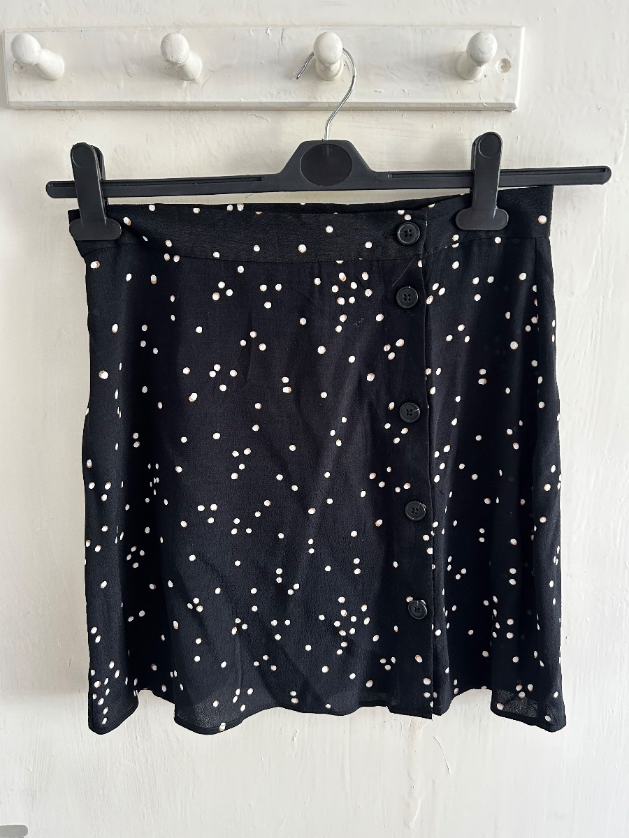H&M Black Polka Dot Button Front Mini Skirt - Size UK 12 (EUR 40)