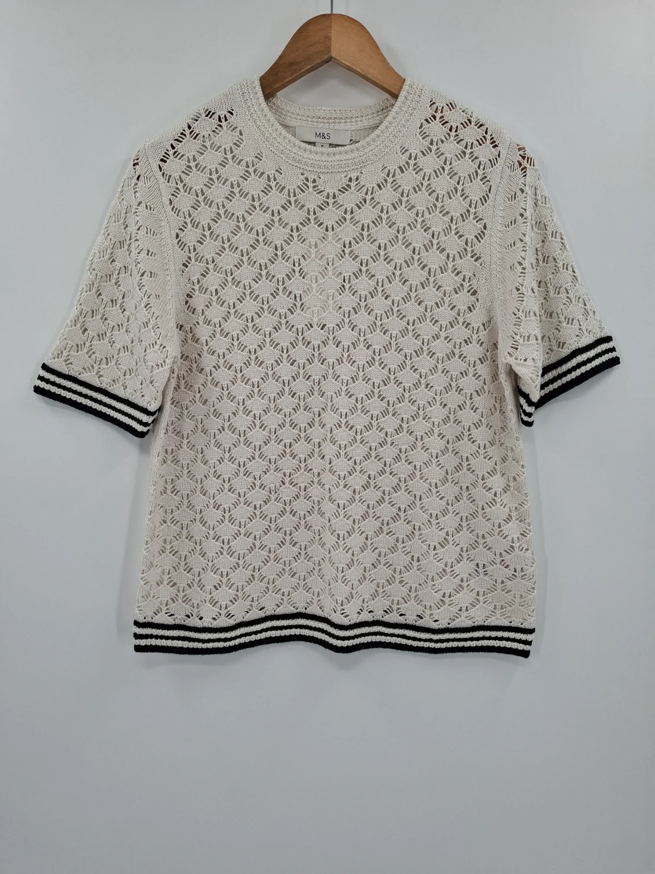 Marks and Spencer light natural open knit short sleeve jumper Size Medium