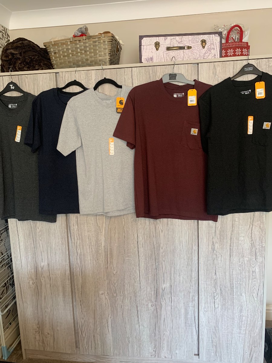 Carharrt pocket t-shirts size small