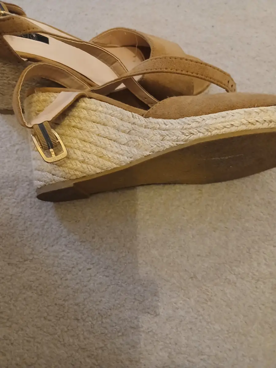 Tan wedges