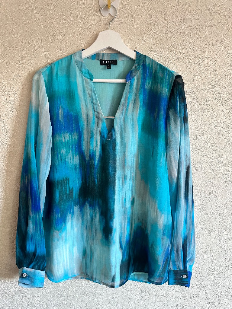 Beautiful Episode blue & turquoise watercolour vibrant blouse size 12-14