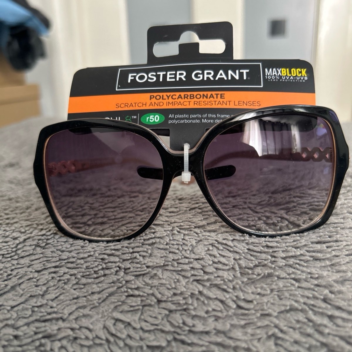 Forster grand oversize women sunglasses