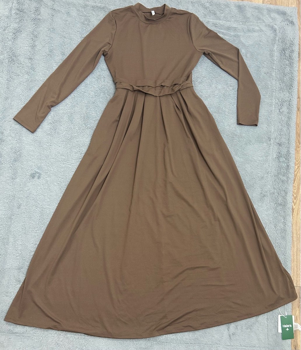 Halara Brown maxi dress with long sleeves,