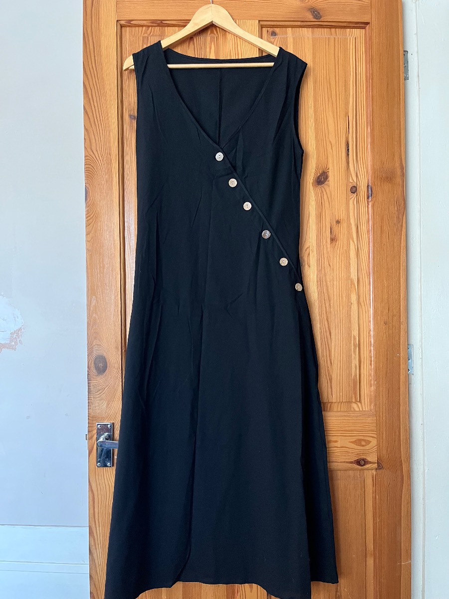 Black linen dress size s