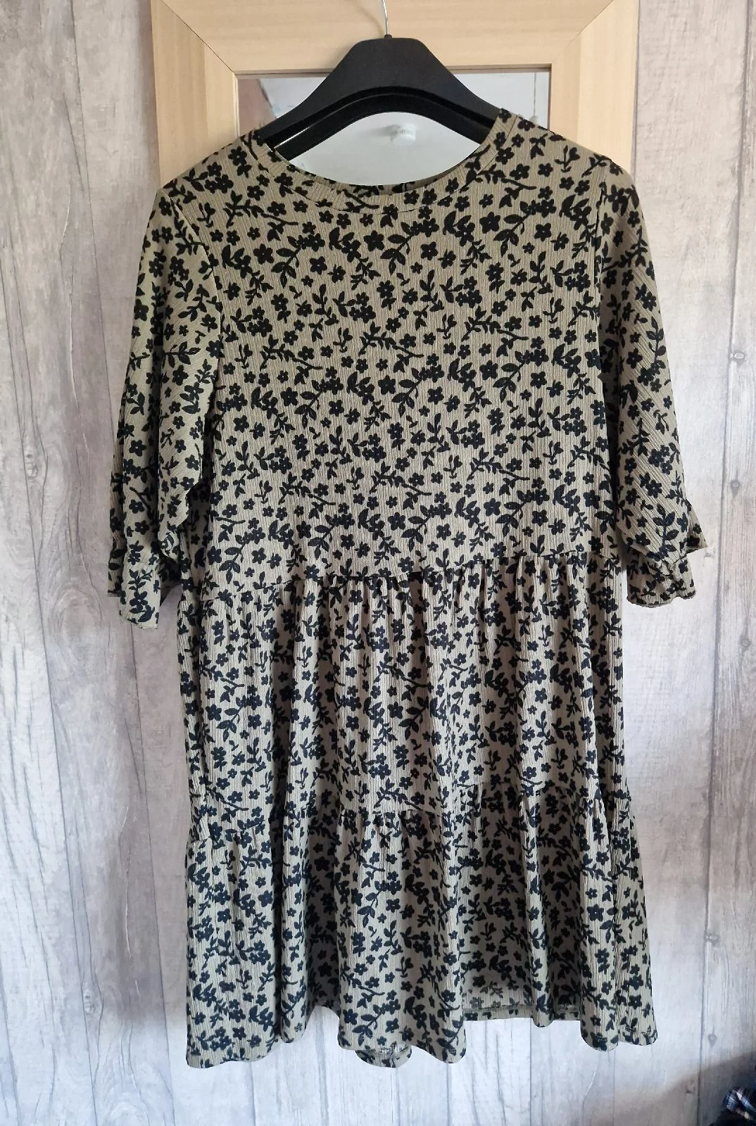 Ladies short sleeve  dress