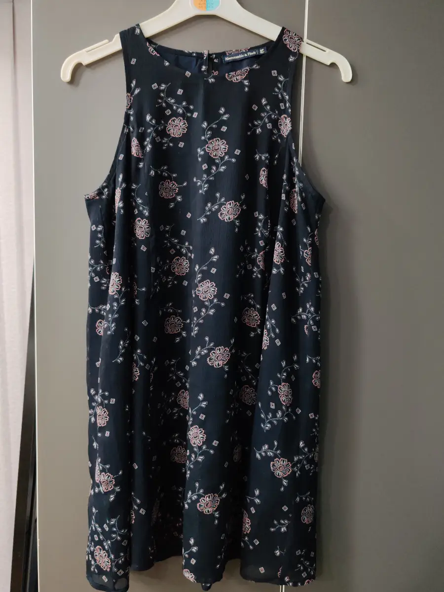 Abercrombie & Fitch navy floral sleeveless dress - size small petite - Boho style