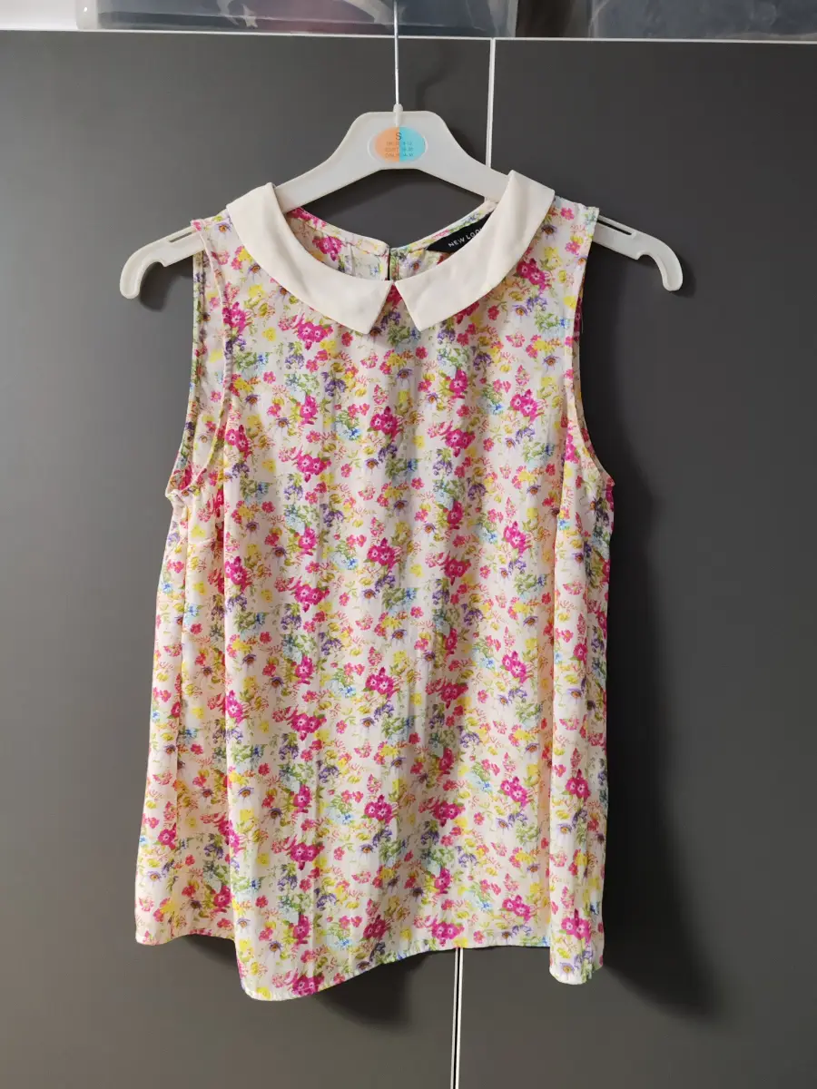 New Look floral sleeveless blouse peter pan collar Cream pink top size UK 8