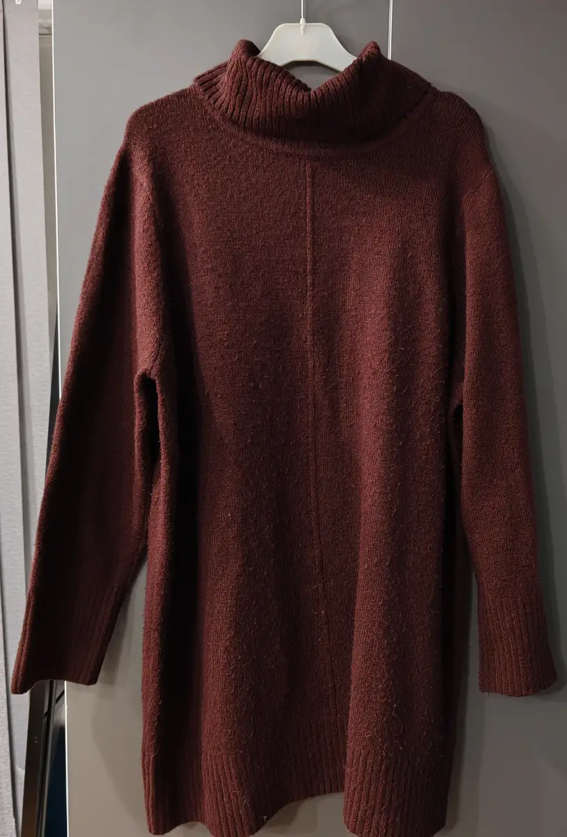 F&F burgundy oversized roll - neck jumper – Size L