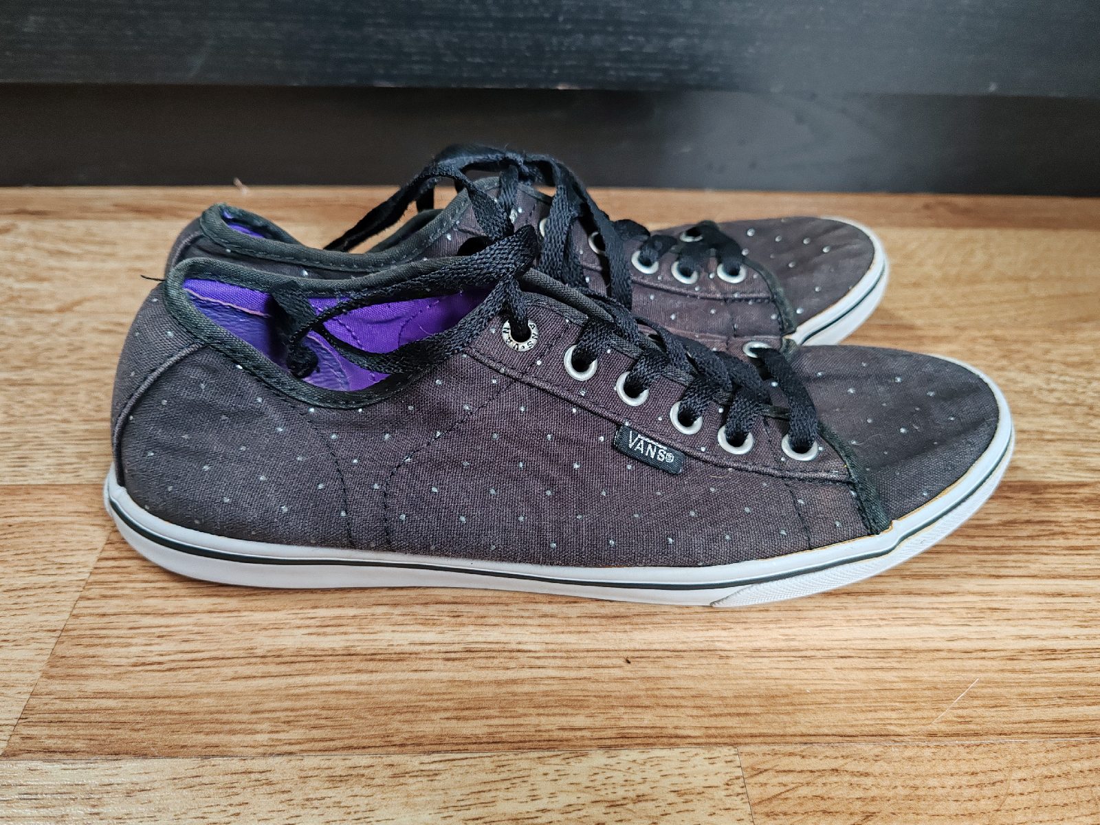 Vans Authentic Lo Pro Black Polka Dot Trainers (Purple Sole) - UK 6 / EU 39