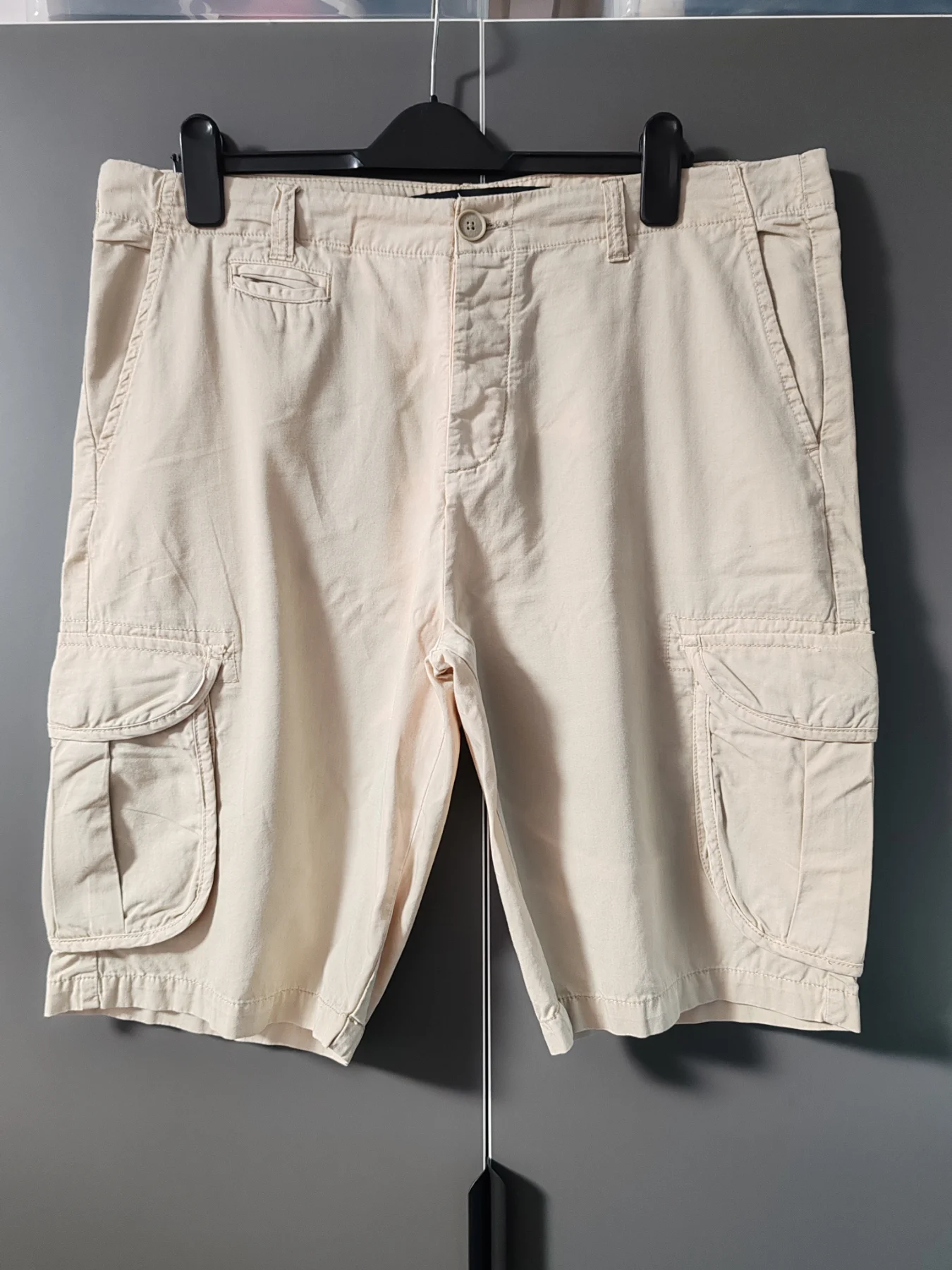FCUK Men's Beige Cargo Shorts - Size 36 / L