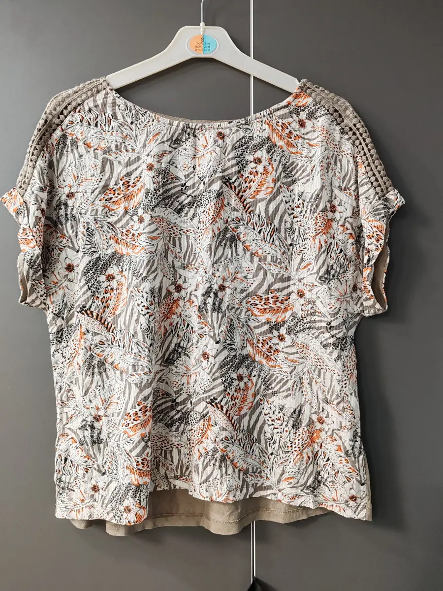M&Co short sleeved floral and animal print top - size UK 14