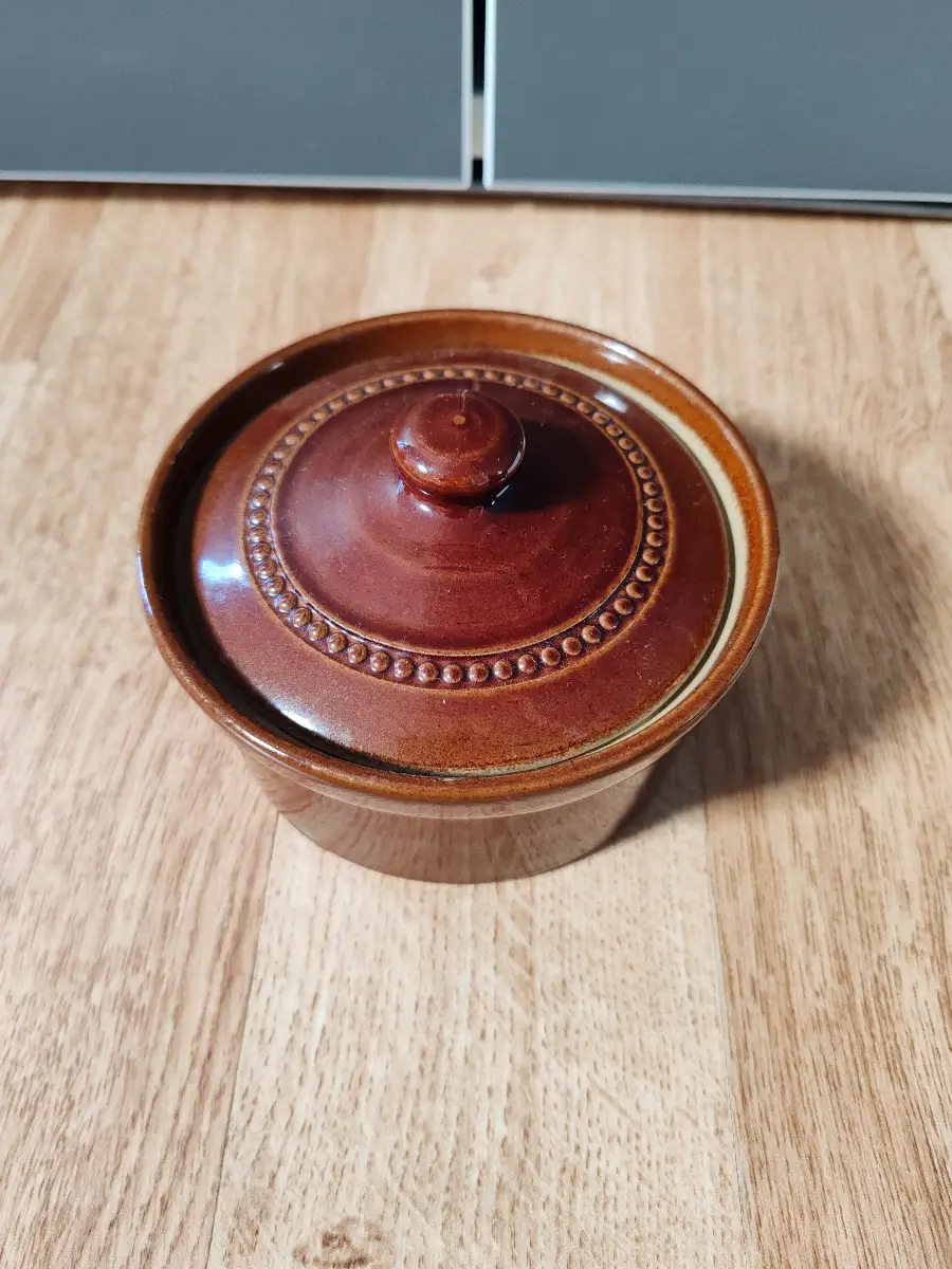 Vintage Pearsons of Chesterfield Brown Glazed Stoneware Lidded Casserole Pot