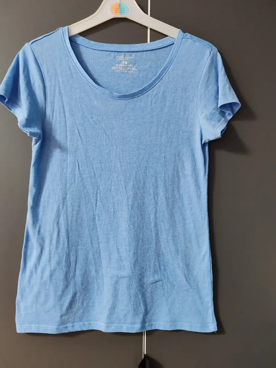 Primark cares light blue basic t-shirt - size XS (UK 6-8)