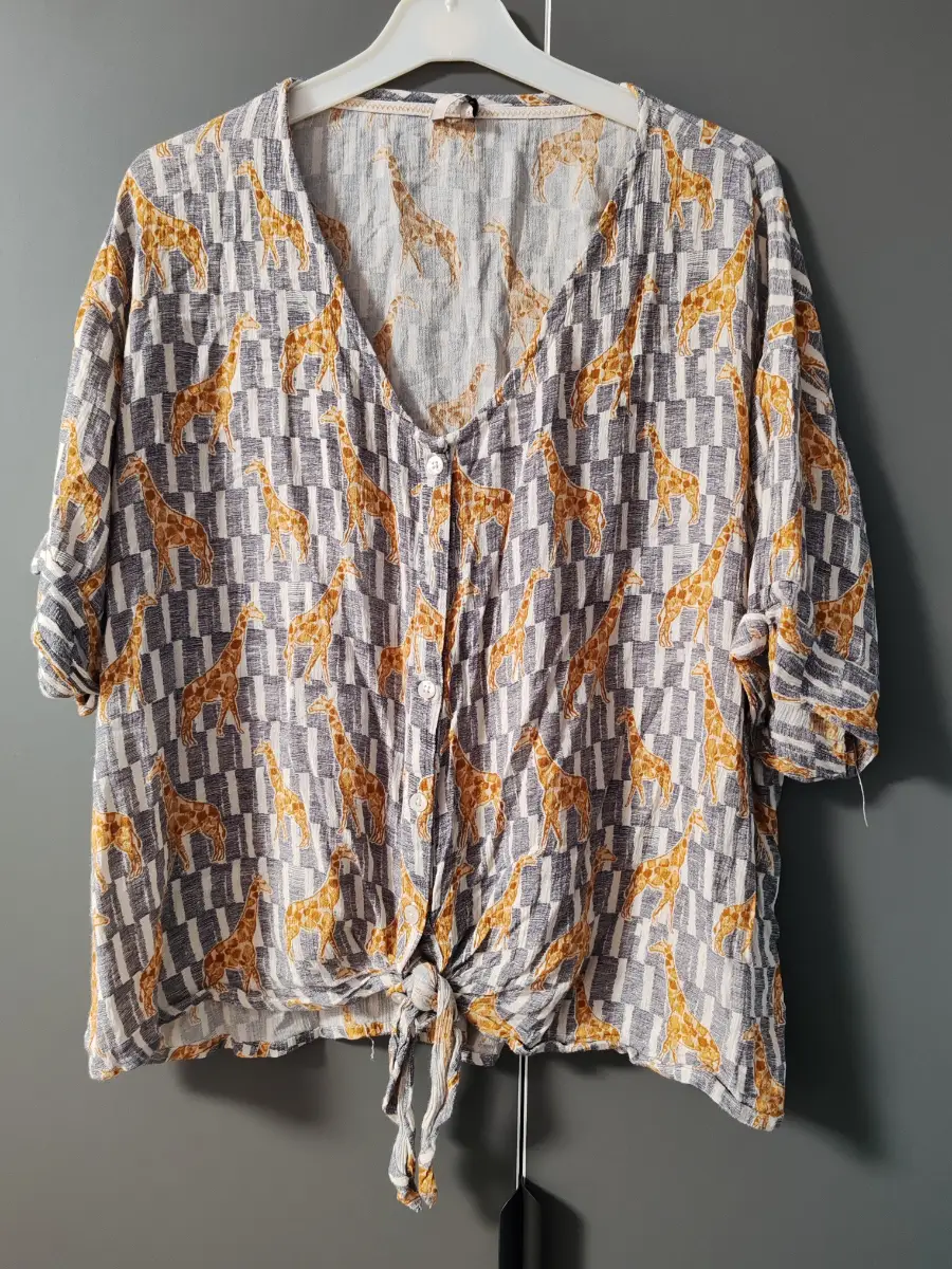 Tu Woman Giraffe Print Tie-Front Blouse Top Size 14 Boho