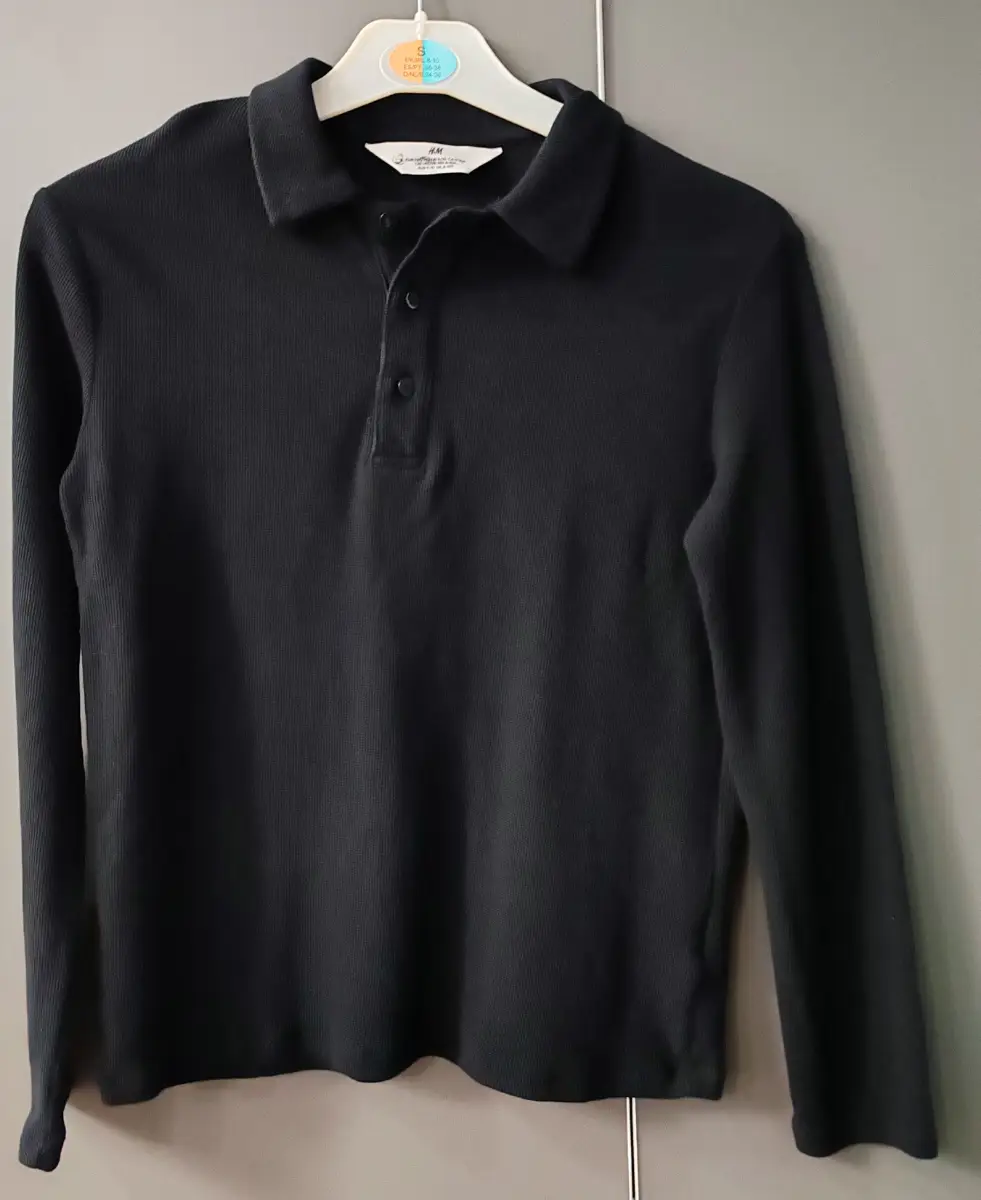 H&M black long-sleeve polo top – Kids 8–10 years