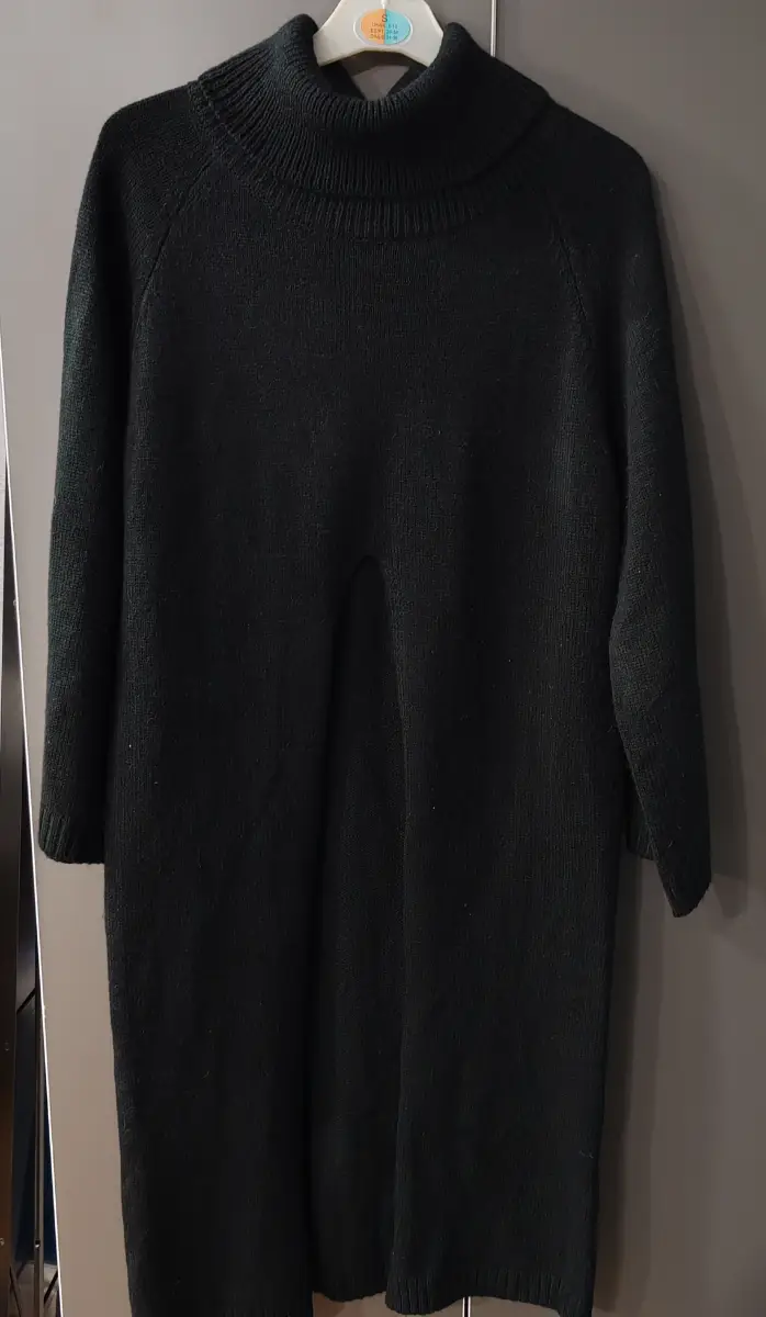 Enjoy-sun black knitted turtleneck dress with front slit – Size S/M