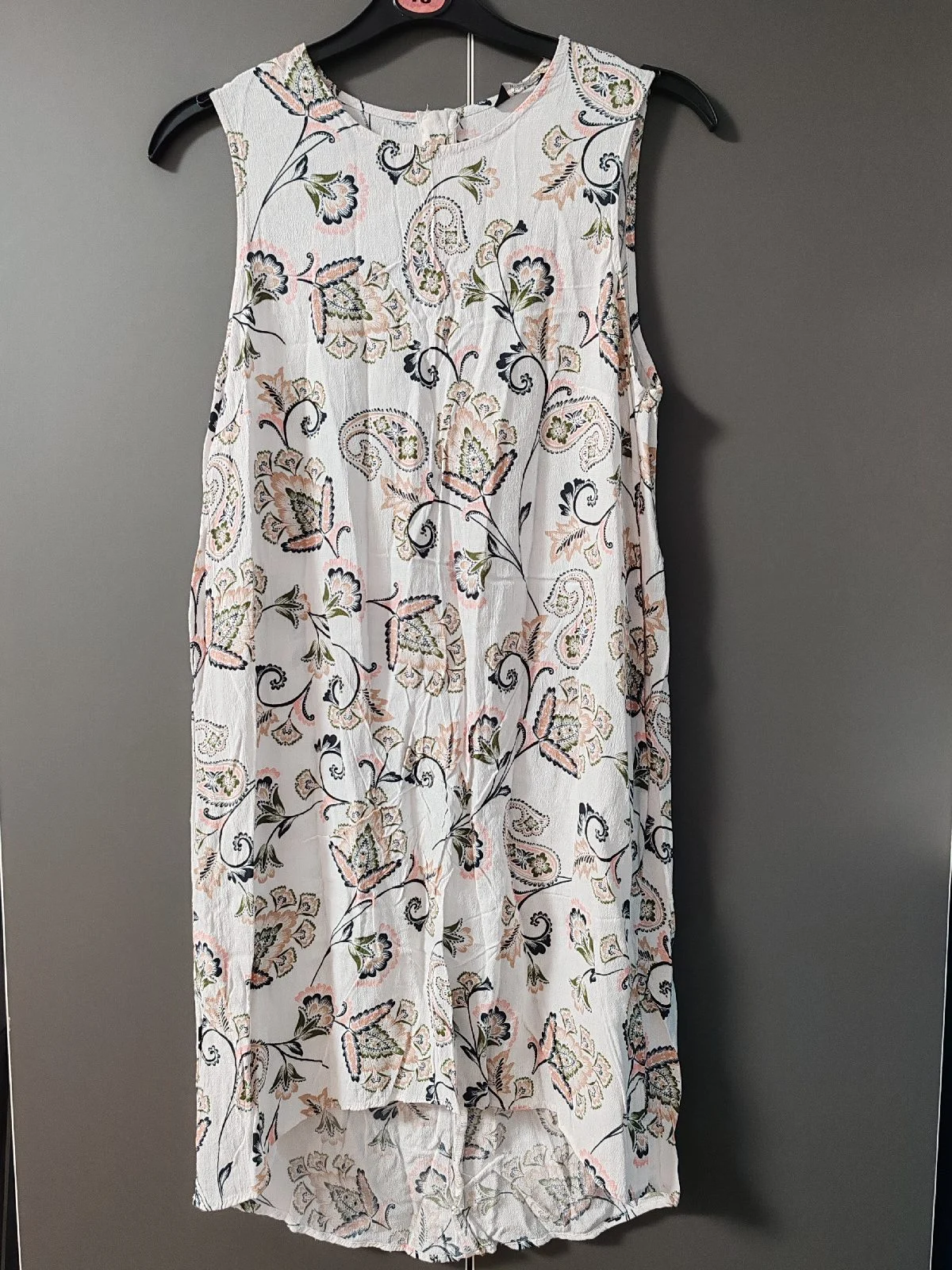 F&F Paisley Floral White High-Low Sleeveless Tunic Top - Size UK 14