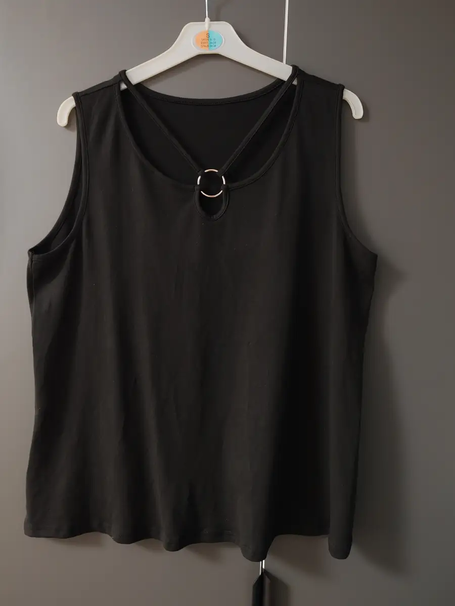 Black sleeveless tank top with silver ring detailbon neckline - Size L