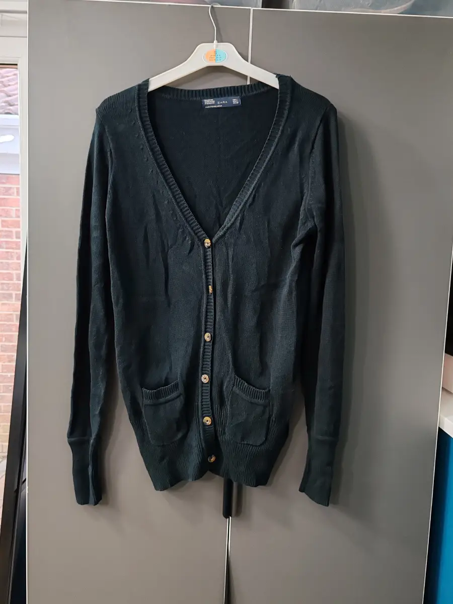 Zara black V-neck button-up cardigan with pockets - size L