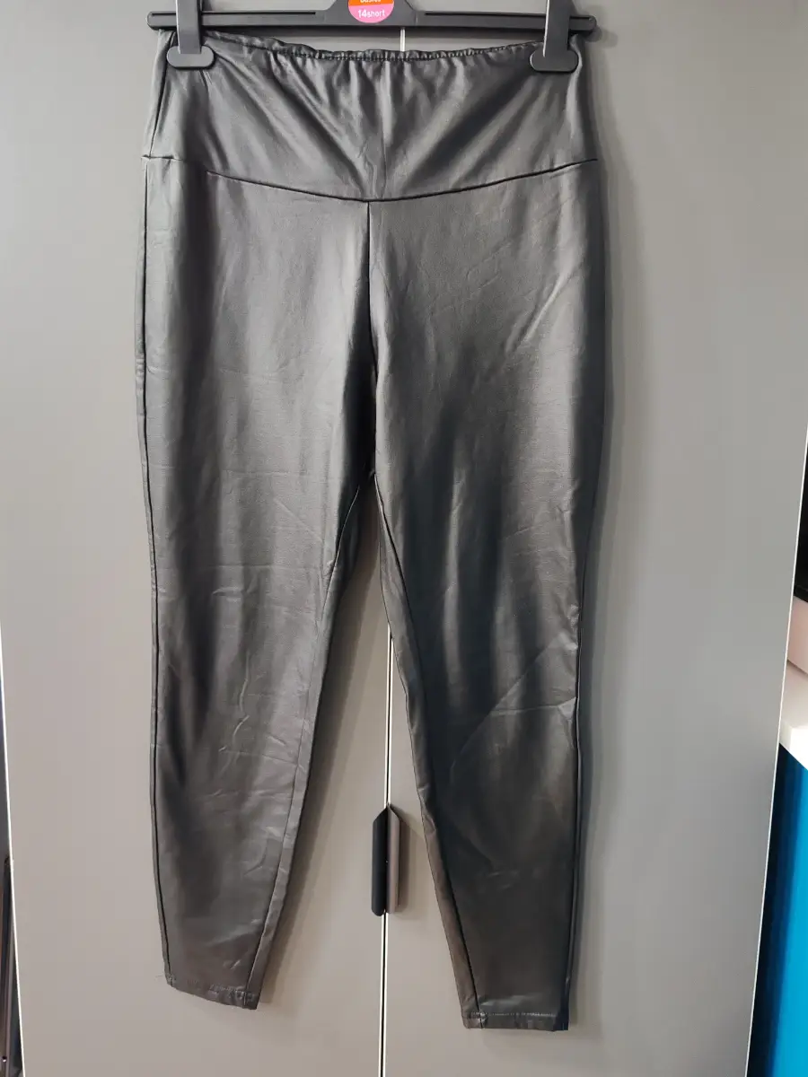 Shein curve black faux leather leggings - Size 0XL