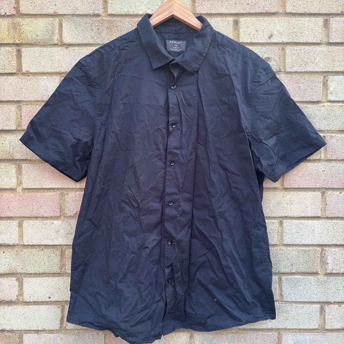 Size XL slim fit cotton short sleeve shirt