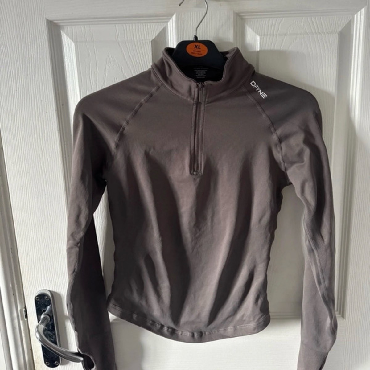 Dfyne half zip