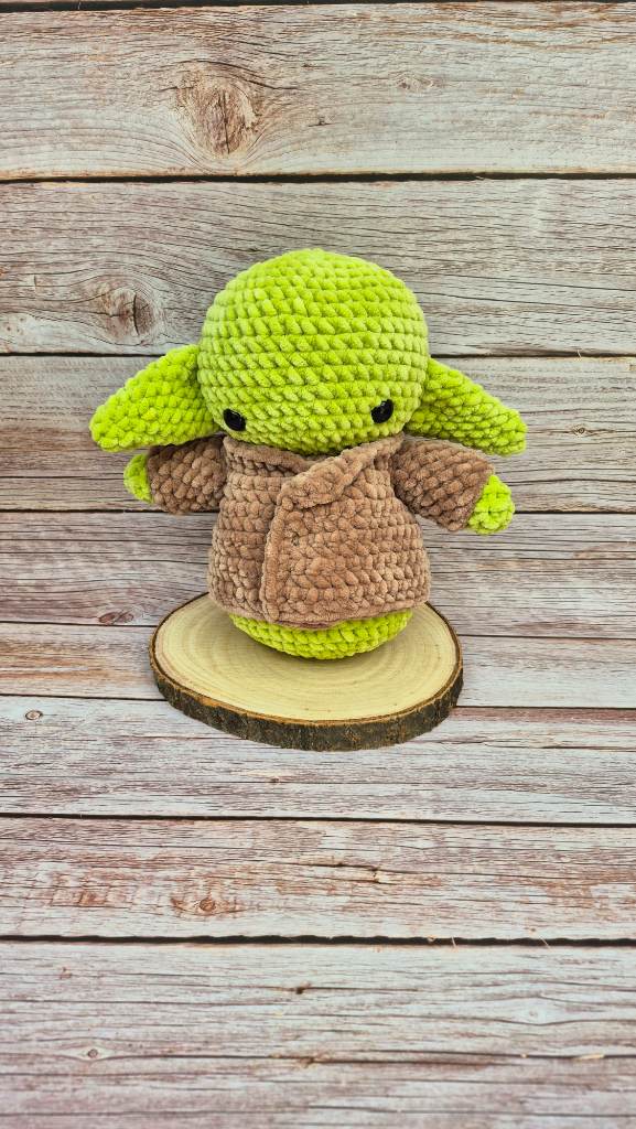 💚 Handmade Green Alien Crochet Plush 💚