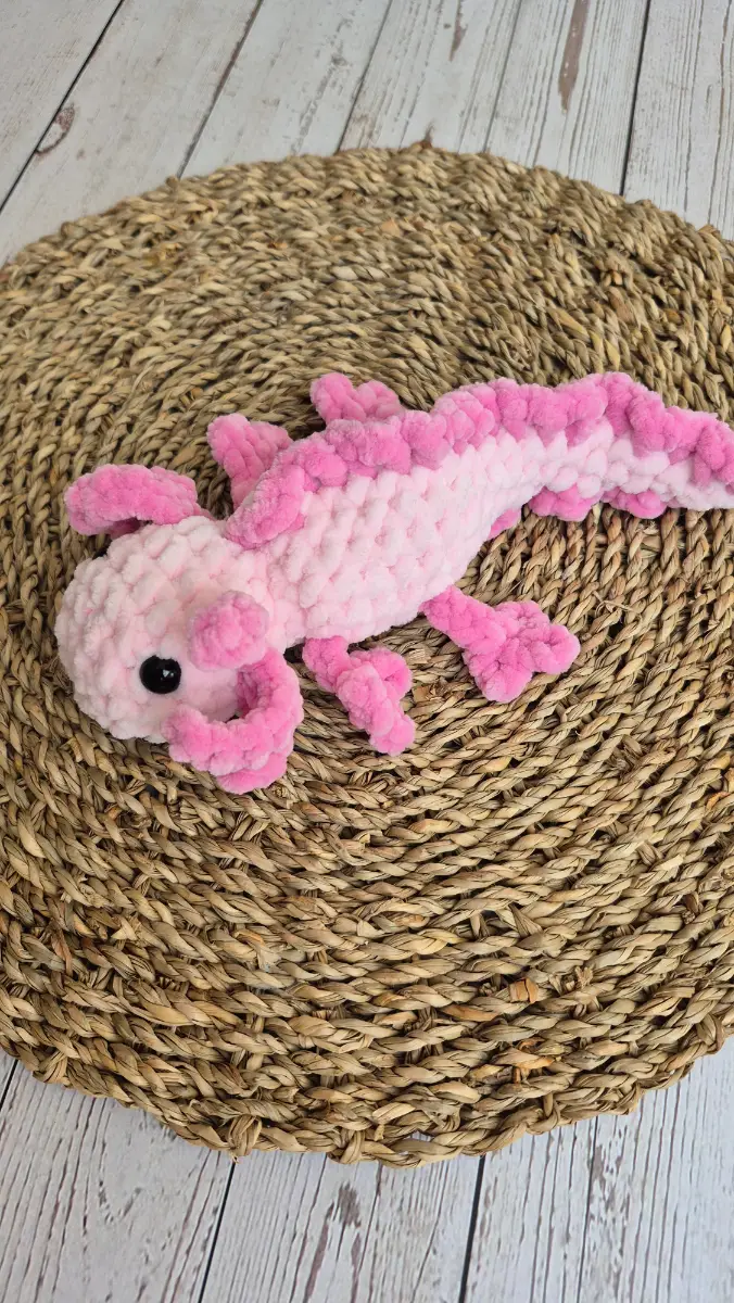 Crochet Axolotl Plush – Soft Pink Plush Toy