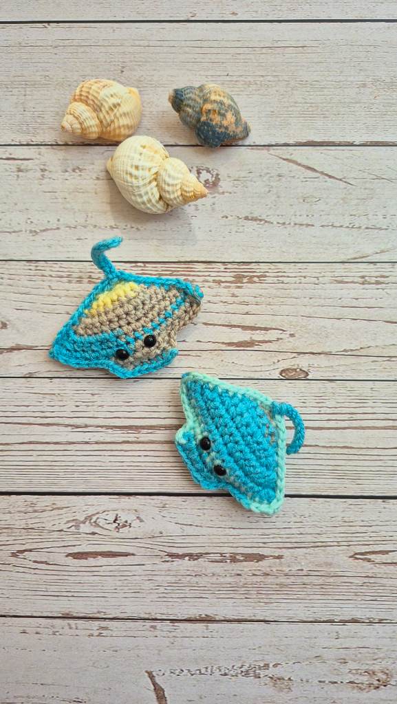 Handmade Crochet Stingray Set – Adorable Ocean Friends 🩵