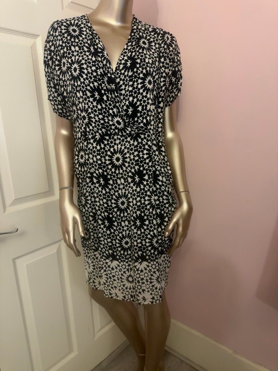 Whistles Black & White Print Wrap Style Dress Size 10 Pockets