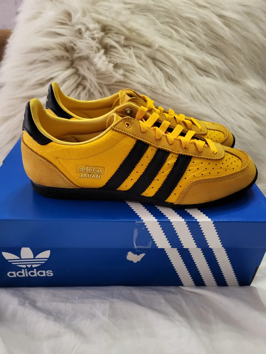 Adidas japan size 6