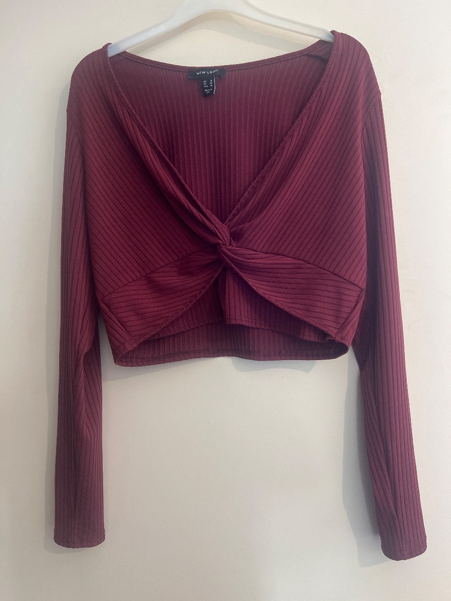 Long sleeve crop top