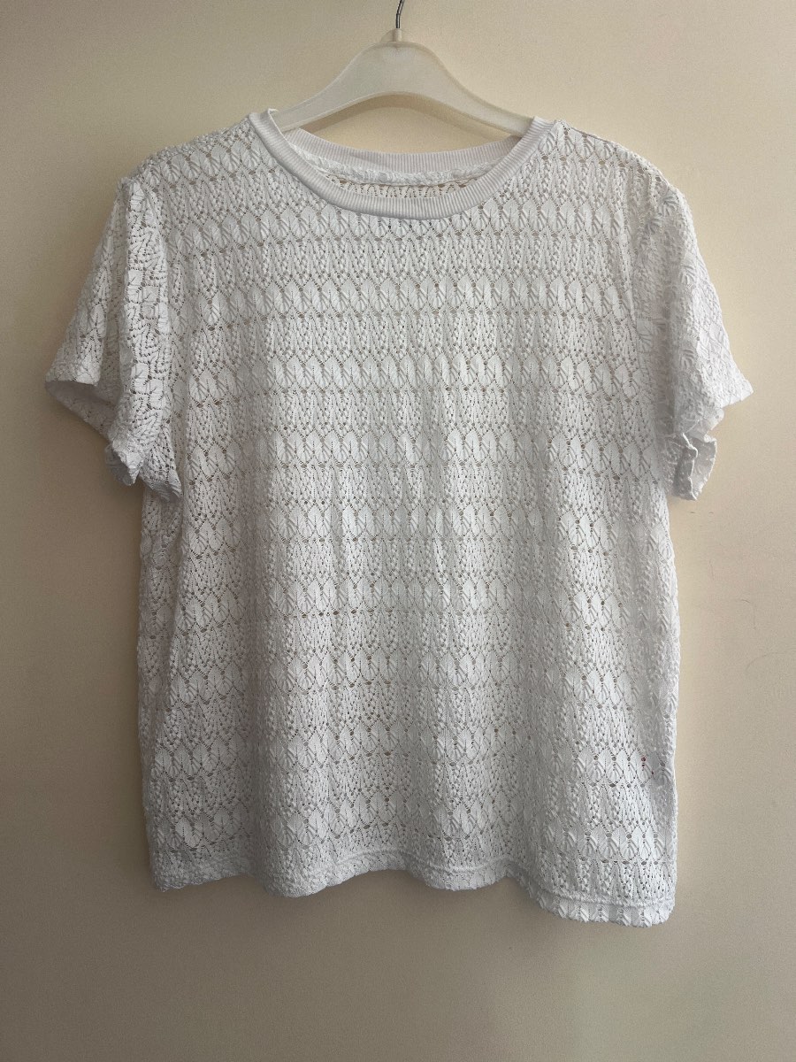 Women’s summer top