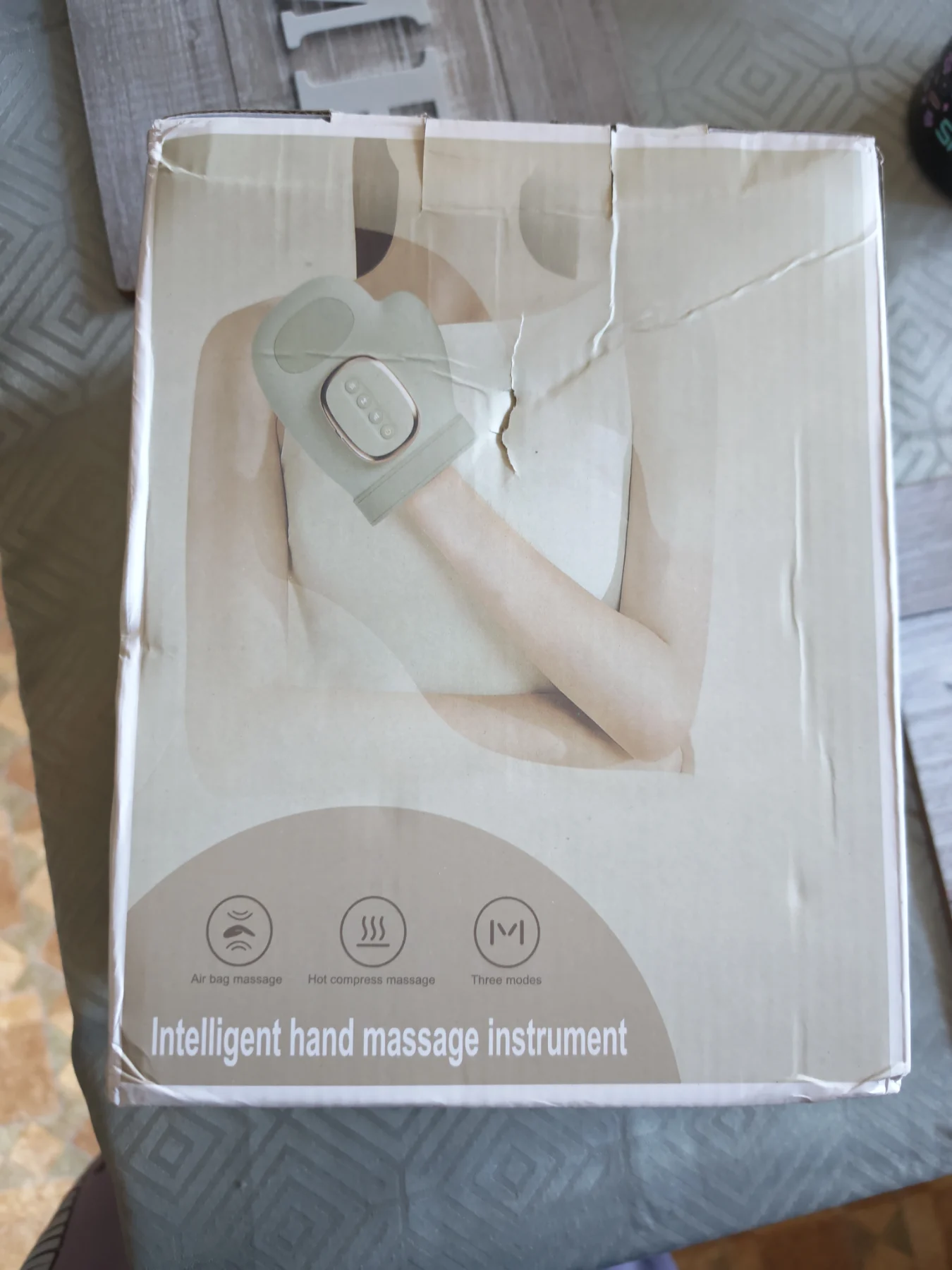 Hand massage instrument