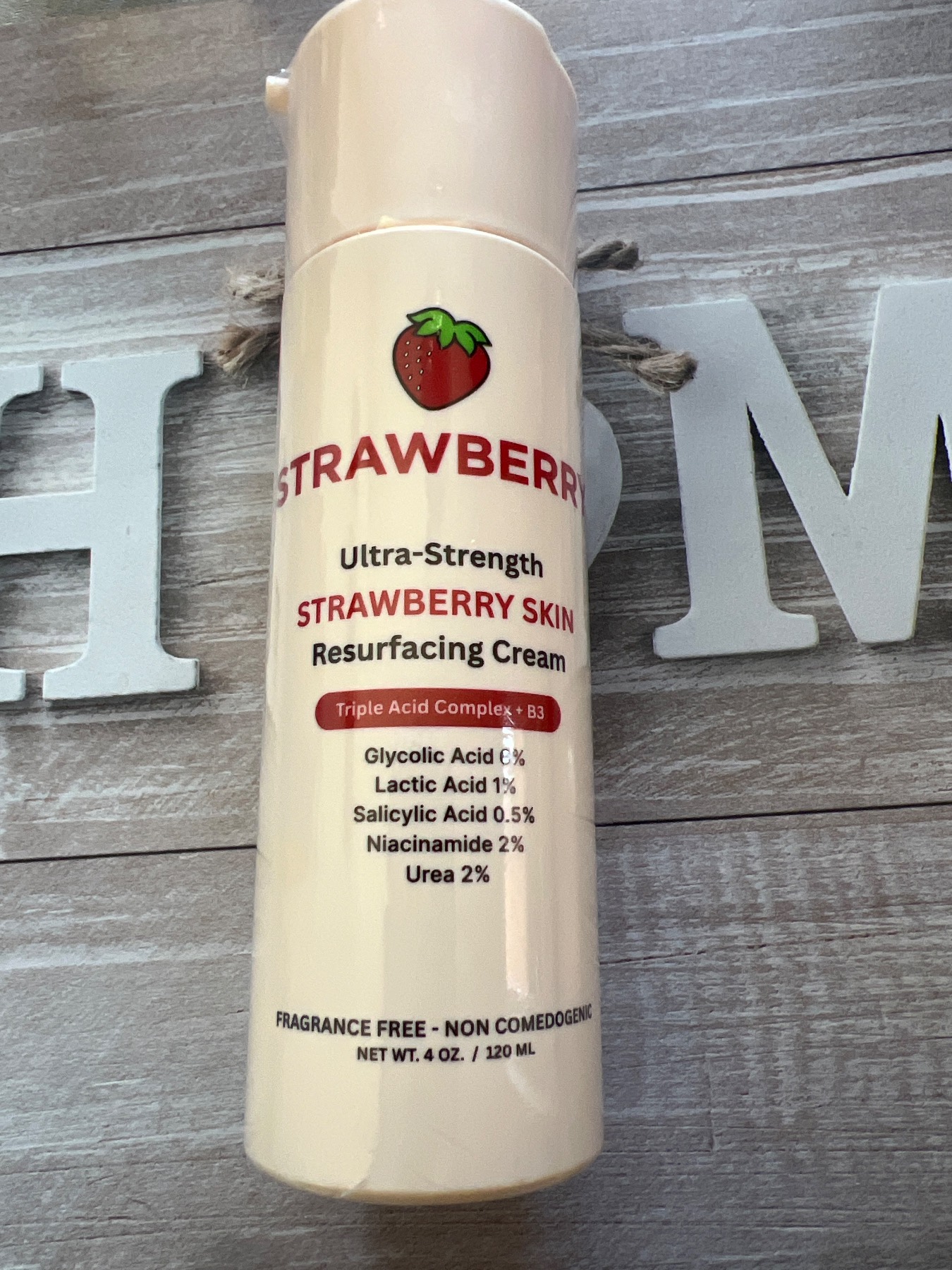 Strawberry resurfacing cream