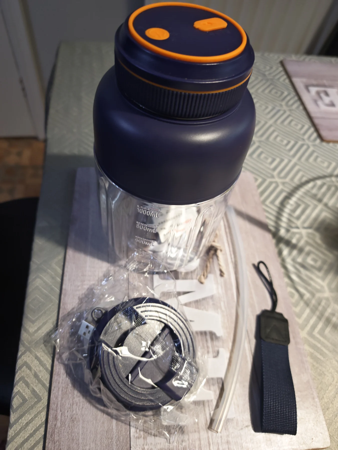 Portable juice cup
