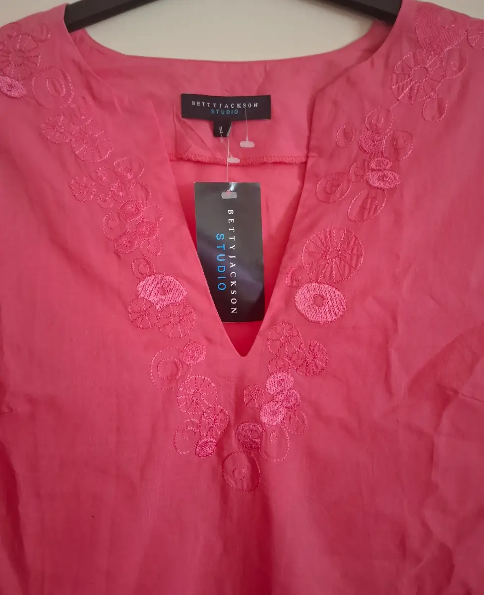 Betty Jackson Studio Rose Embroidered Tunic Top Lightweight Cotton Blend L NWT