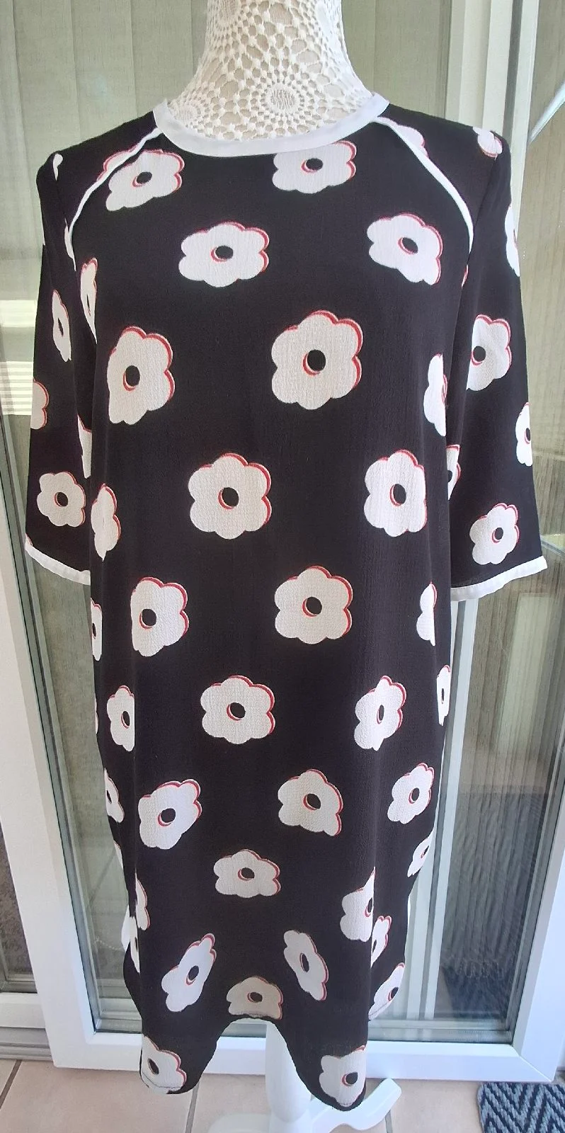 Dorothy Perkins Black Floral Retro 60s Mod Mini Dress UK10