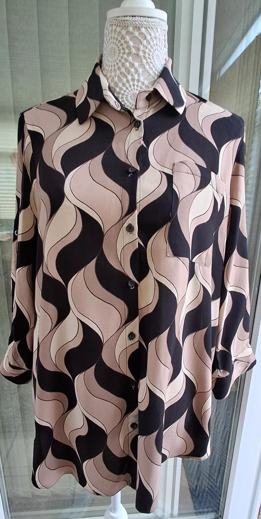 M&Co UK 12 abstract wave print shirt beige black long sleeve lightweight blouse