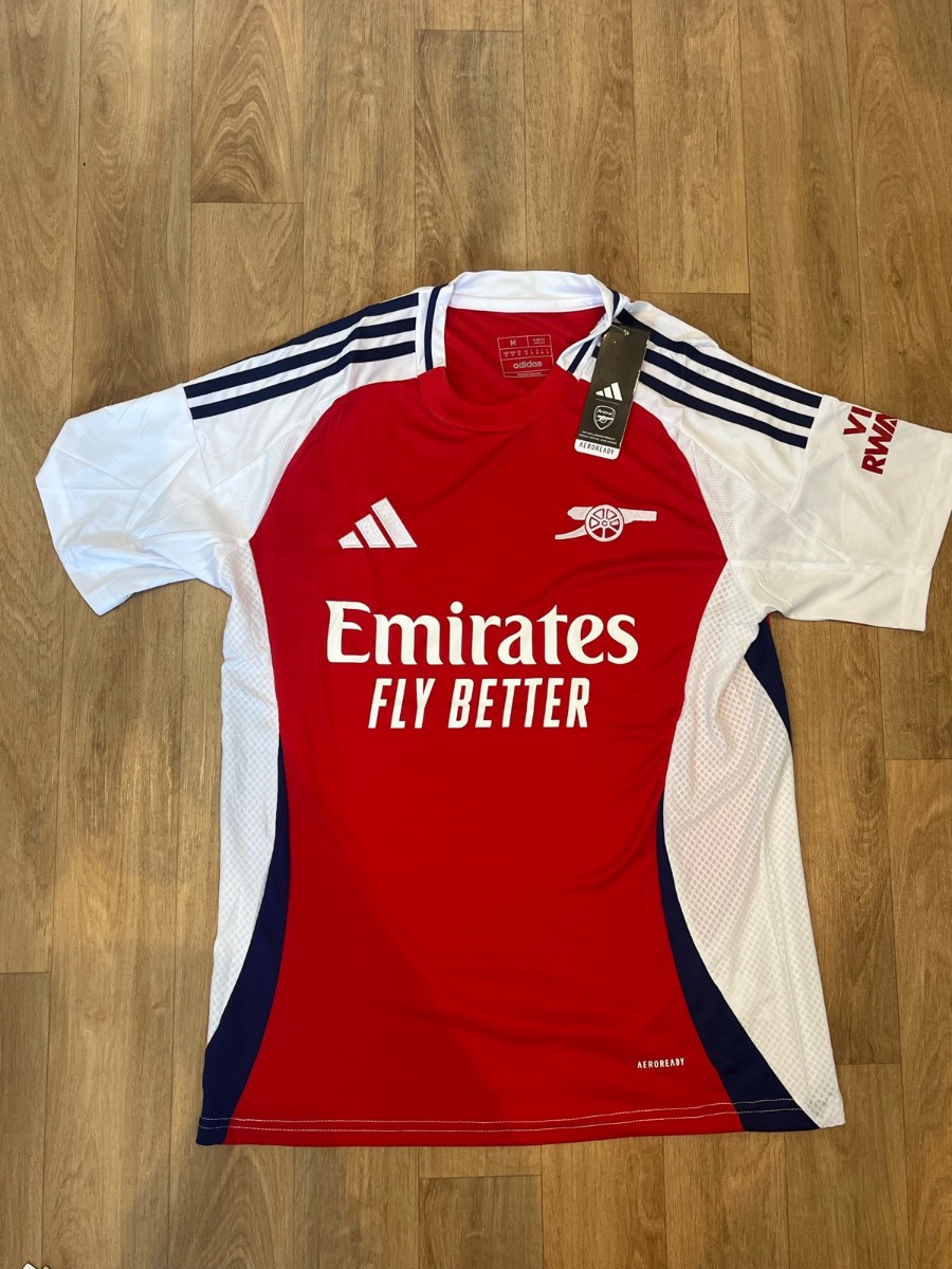Arsenal 24/25 Home Shirt Men’s Size M