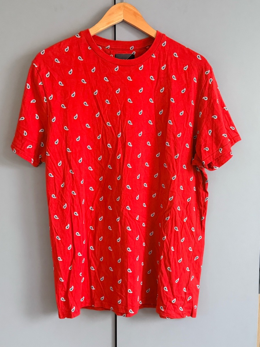 Broken Standard Men’s Red Paisley Print T-Shirt XL Crew Neck Casual Cotton Tee